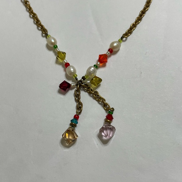 Bohemian multicolor stones and pearls on a dangle chain necklace and earrings - Picture 5 of 11